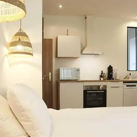 En Plein Coeur De L'hermitage Appartement *